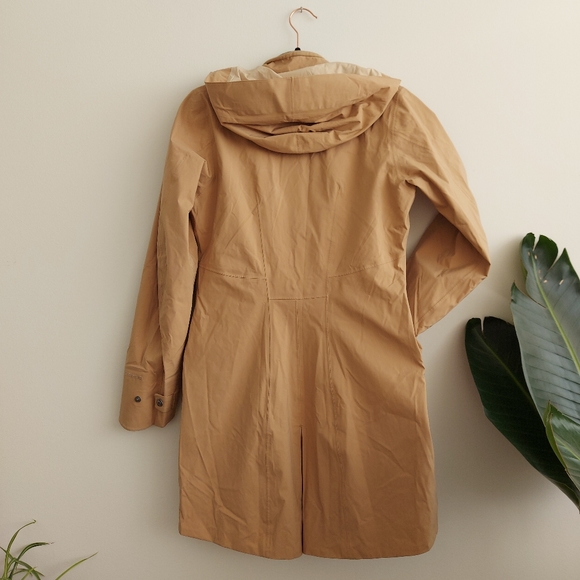 Patagonia Arborist Trench Rain Jacket - Picture 5 of 9